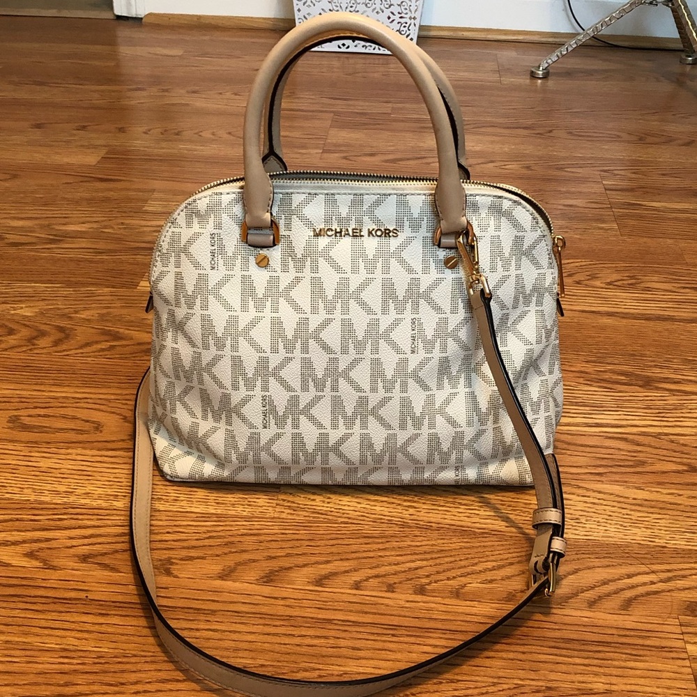 Michael Kors handbag✨